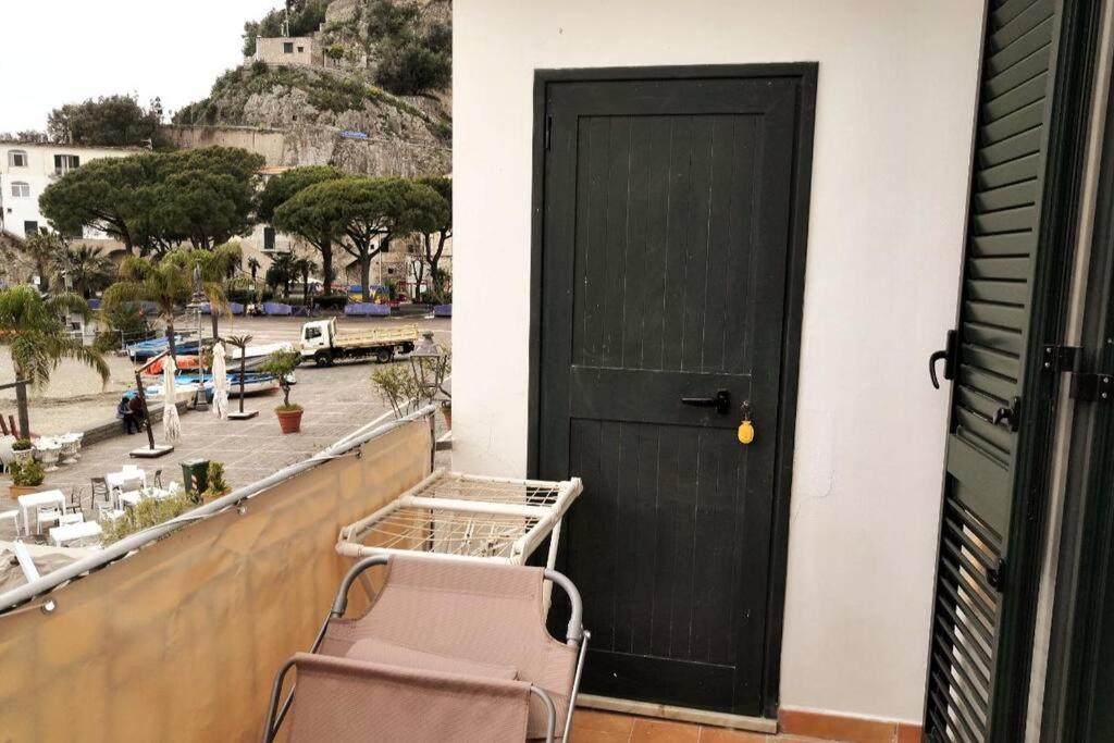 Casa Del Pozzo Sulla Spiaggia Cetara Exterior photo